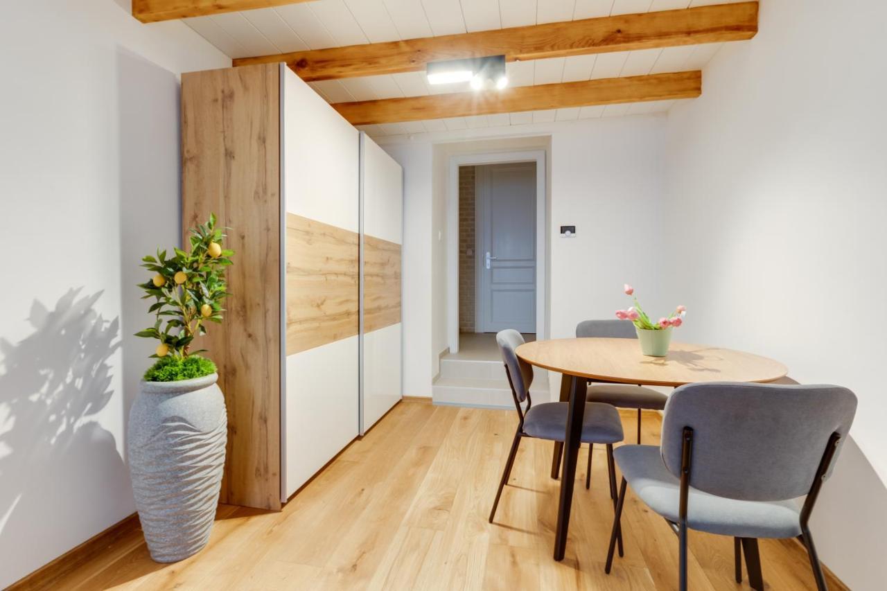 Dream Duplex On Riverside Praga Exterior foto